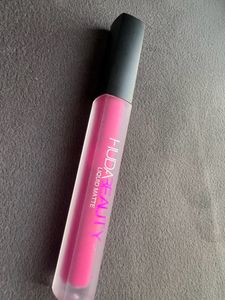 Huda Beauty Liquid Matt Lipsticks