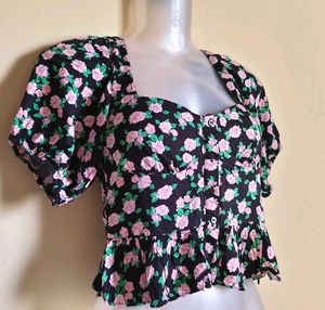 🎁Buy 2 Get 1 Free🎁 Zara Crop Top Size 28-32inch
