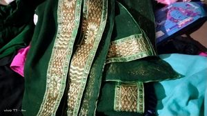 Dark Green Dupatta With Les