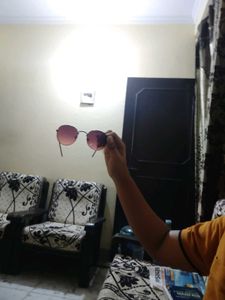 SUNGLASSES RED BLACK COLOUR