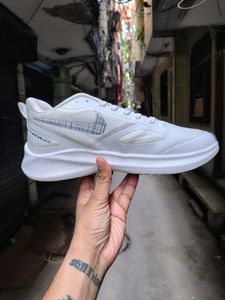 NIKE GUIDE 10