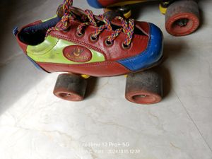 Used 7-9 Years Roller Skates &amp; Safety Kit Includes