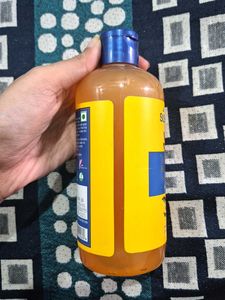 St.Botanica Goji Berry Body Wash