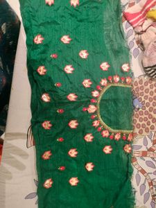 Saree With Blouse Piece