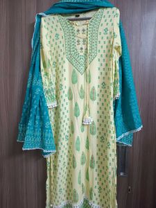 Elegant Floral Print Kurta