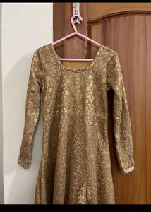 🥳Diwali dhamaka🎉Golden Ethnic Gown...