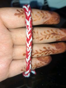 yarn bracelet  ✨️