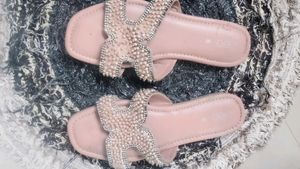 Flat Khadims Cleo