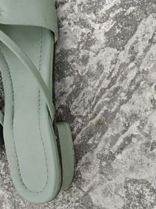 Beautiful Sandels Can Your Go To New Buddy