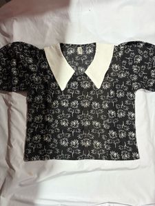 Vintage Floral Blouse with Collar