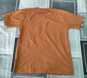 Burberry Unisex T-shirt 🤎