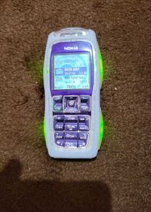 Vintage Nokia Phone 3220