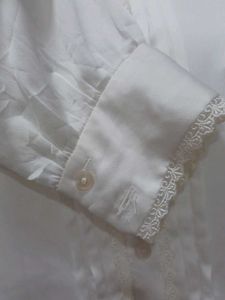 Elegant White Long Sleeve Shirt