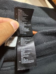 H&amp;M Divided Black Regular Fut Jogger