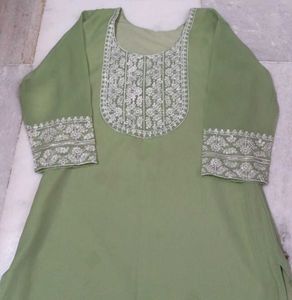 Embroidered Green Kurti