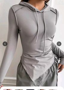 Grey Hooded Top ✨️