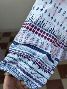 Sheer yet classic shirt with very light fabric