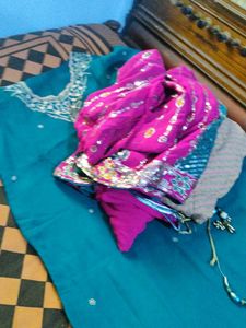 Kurti ,dupata
