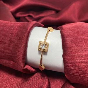 Elegant Gold Bracelet Anti tarnish