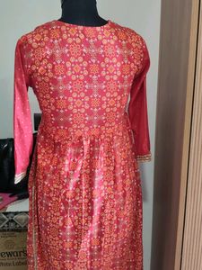 Elegant Red Embroidered Kurta Set