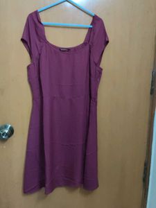DressBerry Maroon Top - Size L