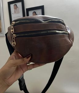 Cross Body Leather Bag