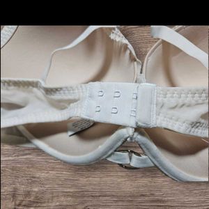 36DD Size Premium And Luxurious Bra 2 Way Straps