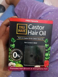 Castor Hair Oil  .With Free Natural Biotin Shampoo