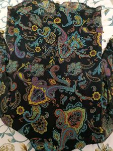 Beautiful Black Tunic With Colla