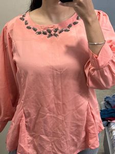 Elegant Peach Top