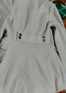 Cream Colour Blazer| Length= 28