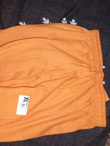 Orange 🧡 Leggings