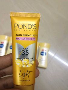 Vaseline &amp; Pond&#39;s Skincare Bundle