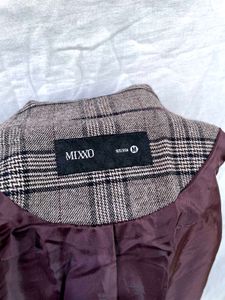 Plaid Blazer - Stylish &amp; Chic