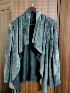 SALE 🛍️ Grey Velvet Fur Shrug