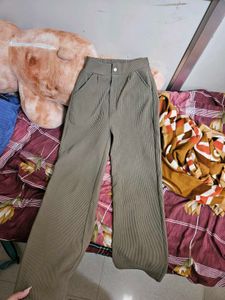 “Women’s High-Waist Ribbed Wide-Leg Pants | Stretc