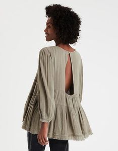 American Eagle 🦅 Olive Green Tiered Blouse