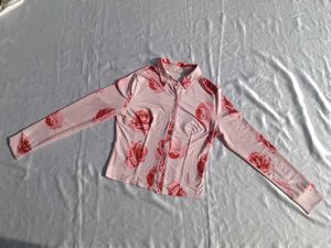 Brand New (Urbanic)Satin Floral Rose Pink Crp Top