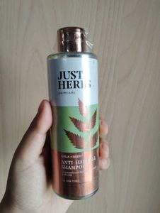JUST HERBS SHAMPOO 😍