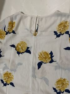 Florat Top For Outing