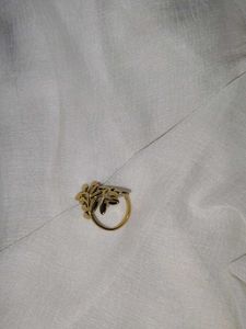 18k Gold Plated Leaf Finger Ring