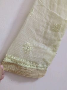Chikan Kurta With Jockey Legging