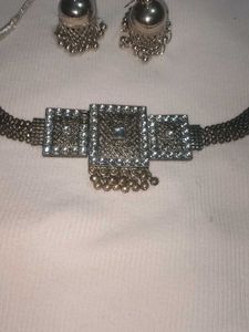 Necklace &amp; Earring Set