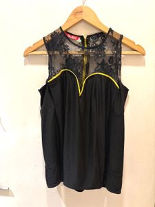 Beautiful Lace Detail Sleeveless Top
