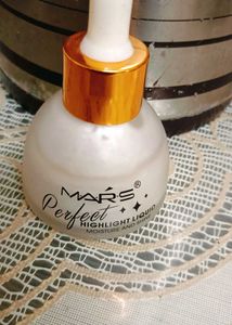 Highlighter And Contour Kit