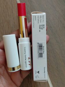 Myglamm LIT Lipstick - Red