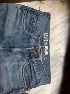 Levis Jeans