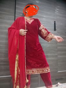Sale For Today 🚨🚨Pakistani Velvet Kurta S
