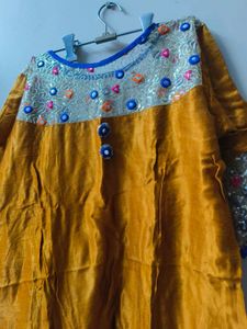 Kurti Will Leggings