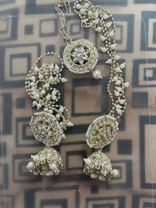 Traditional Kundan Jhumka with Pearl Bindi